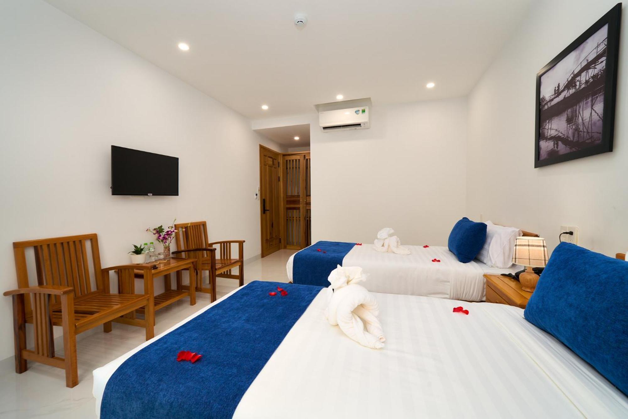 Hoi An Legend Charm Boutique Hotel Exterior photo
