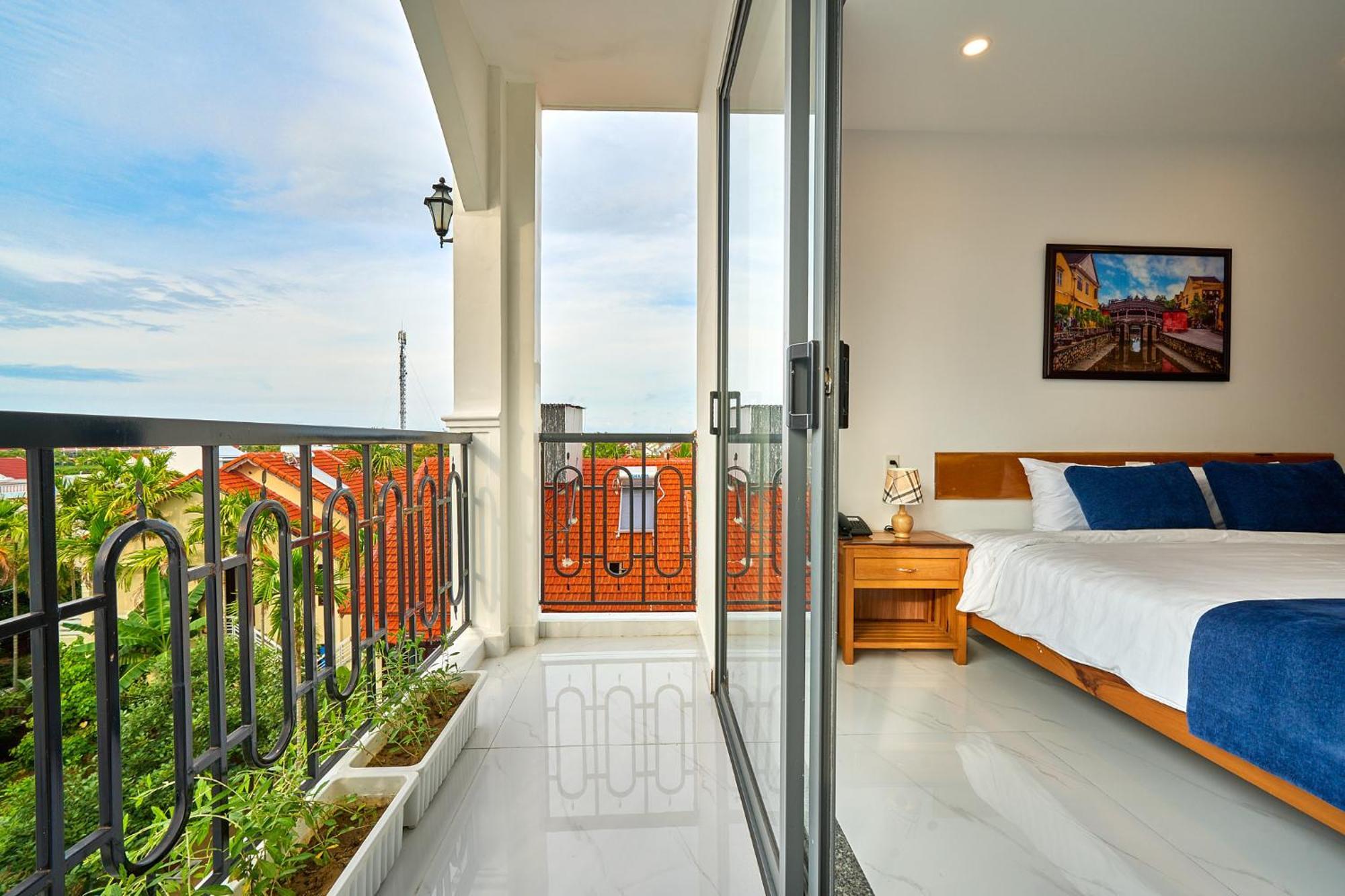 Hoi An Legend Charm Boutique Hotel Exterior photo